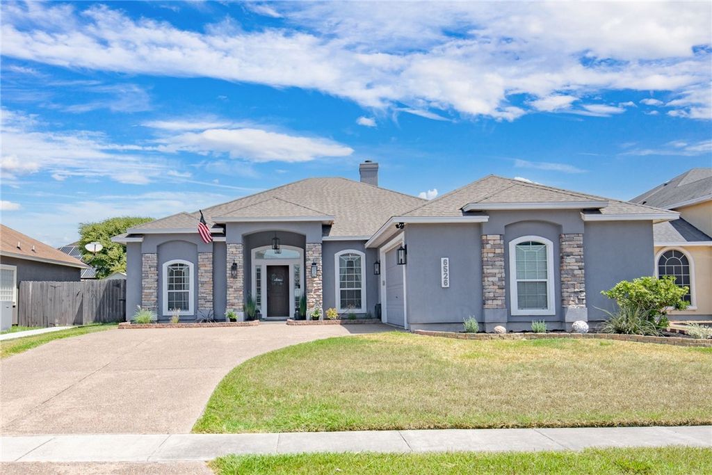 6526 Macarena Dr, Corpus Christi, TX 78414 — exterior