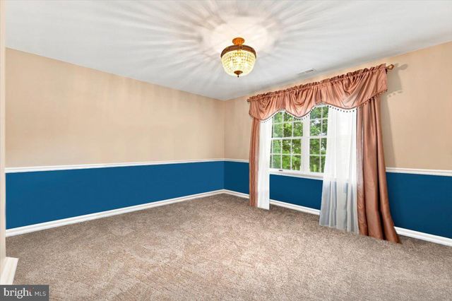 19 RICKLAND DR, Sewell, NJ 08080