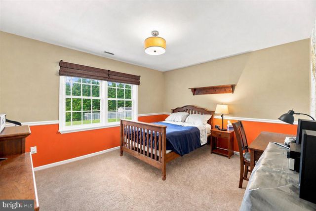 19 RICKLAND DR, Sewell, NJ 08080