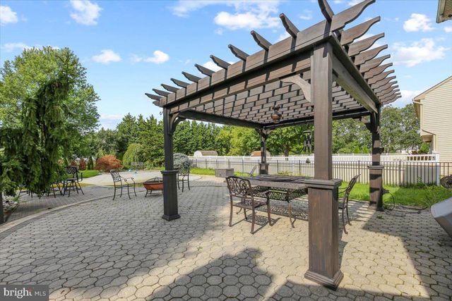 19 RICKLAND DR, Sewell, NJ 08080