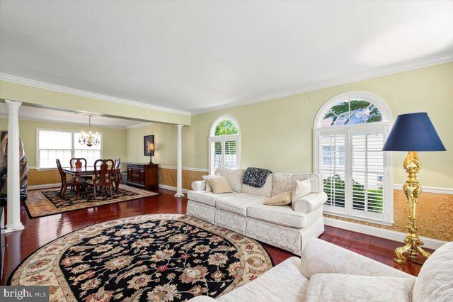 19 RICKLAND DR, Sewell, NJ 08080