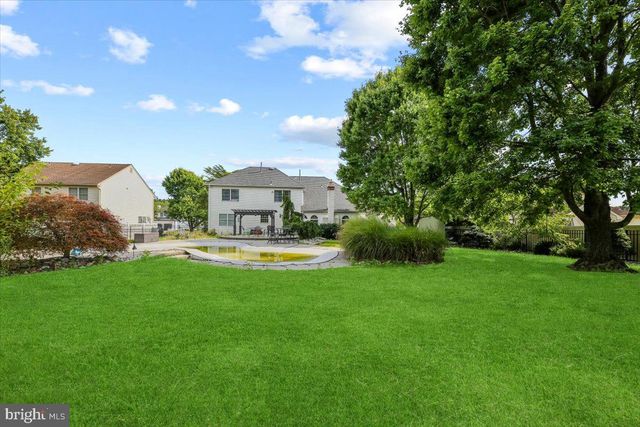 19 RICKLAND DR, Sewell, NJ 08080