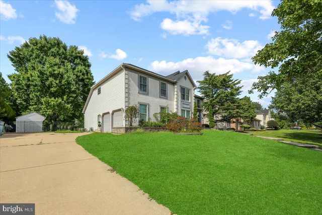 19 RICKLAND DR, Sewell, NJ 08080