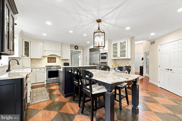 19 RICKLAND DR, Sewell, NJ 08080