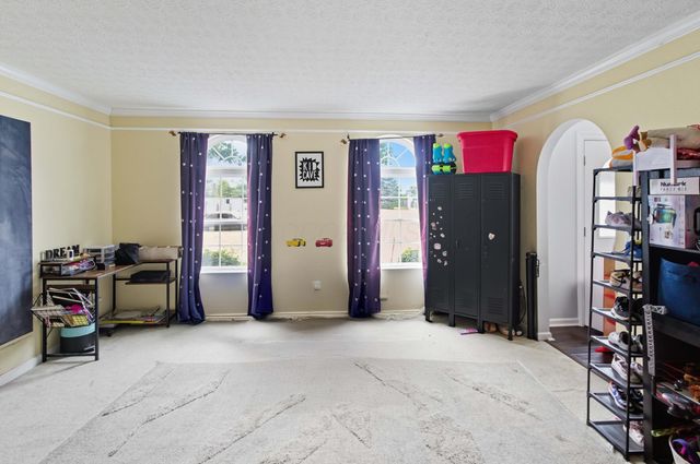 3153 Devonshire Drive, Delaware, OH 43015