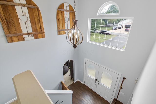 3153 Devonshire Drive, Delaware, OH 43015