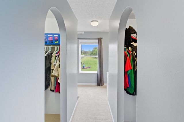 3153 Devonshire Drive, Delaware, OH 43015