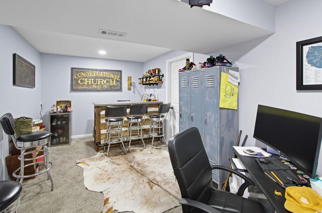 3153 Devonshire Drive, Delaware, OH 43015