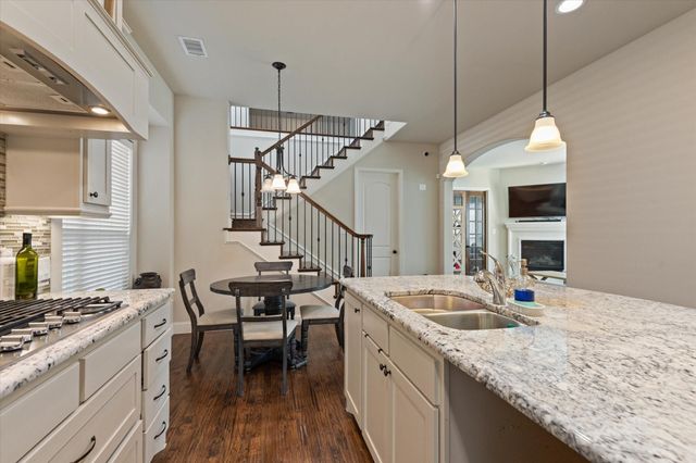 3615 Adriana Avenue, Irving, TX 75038