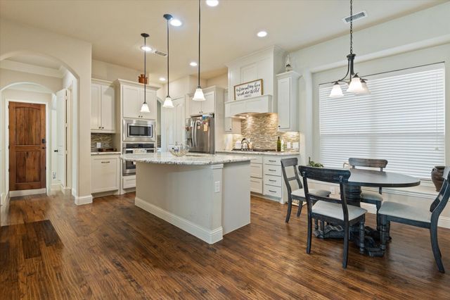 3615 Adriana Avenue, Irving, TX 75038