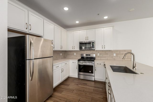 1877 N MARKETSIDE Avenue, Buckeye, AZ 85396