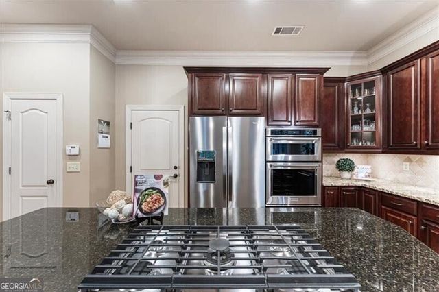 195 Fredericks Cove, Dawsonville, GA 30534