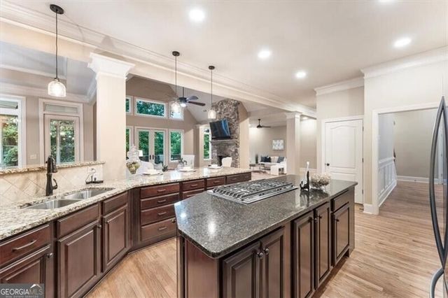 195 Fredericks Cove, Dawsonville, GA 30534