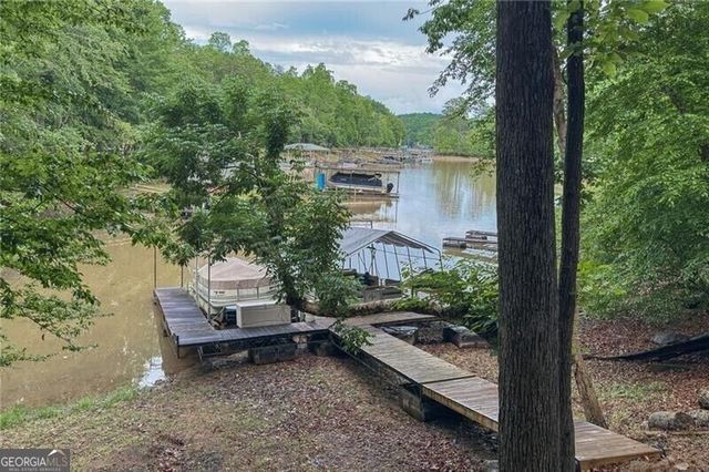 195 Fredericks Cove, Dawsonville, GA 30534
