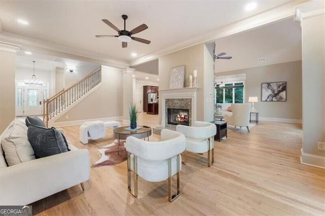 195 Fredericks Cove, Dawsonville, GA 30534