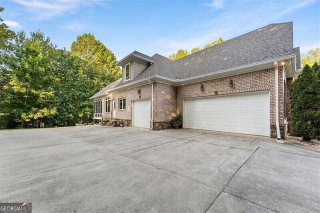 195 Fredericks Cove, Dawsonville, GA 30534