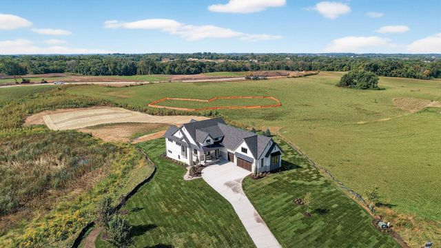 7947 207th Street E, Credit River, MN 55372