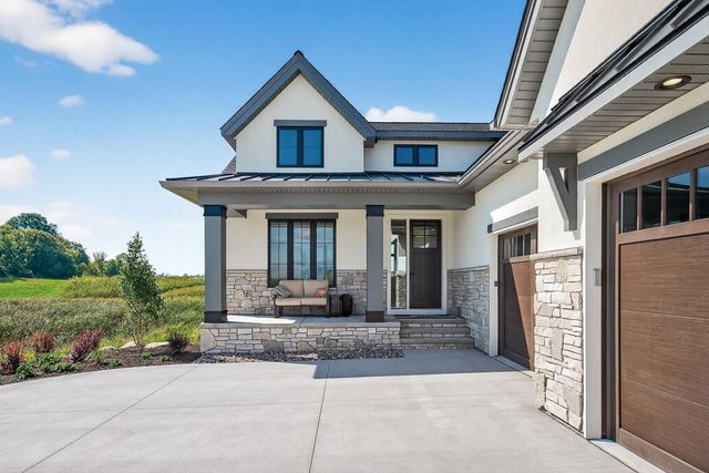 7947 207th Street E, Credit River, MN 55372