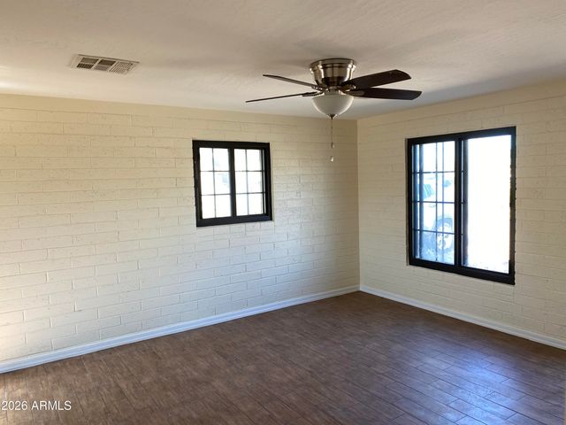 925 E HENRY Street, Tempe, AZ 85288