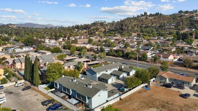 776 E Chase Avenue, El Cajon, CA 92020