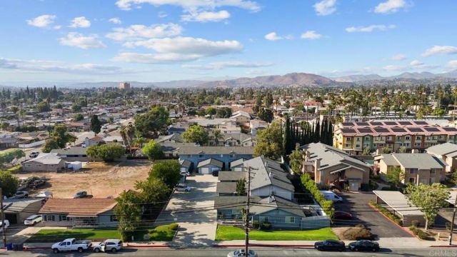 776 E Chase Avenue, El Cajon, CA 92020