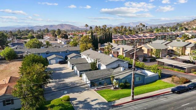 776 E Chase Avenue, El Cajon, CA 92020