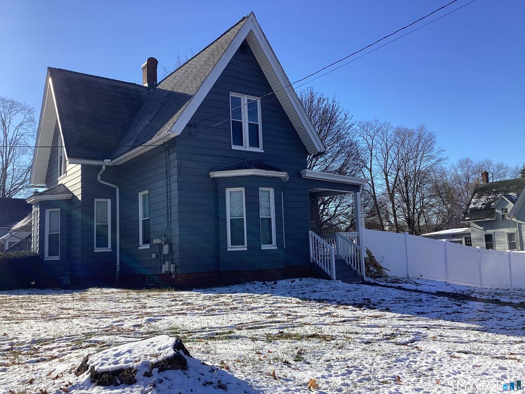 68 Woodbridge Street, Manchester, CT 06042