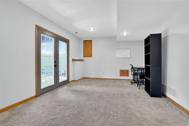 833 E 12th Street, Eudora, KS 66025