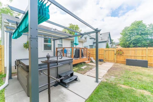 3851 Snelling Avenue, Minneapolis, MN 55406