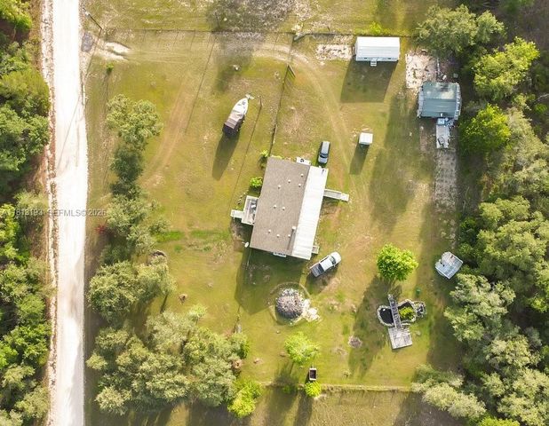 12531 NE 18 Street, Williston, FL 32696