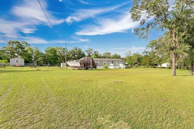 12531 NE 18 Street, Williston, FL 32696