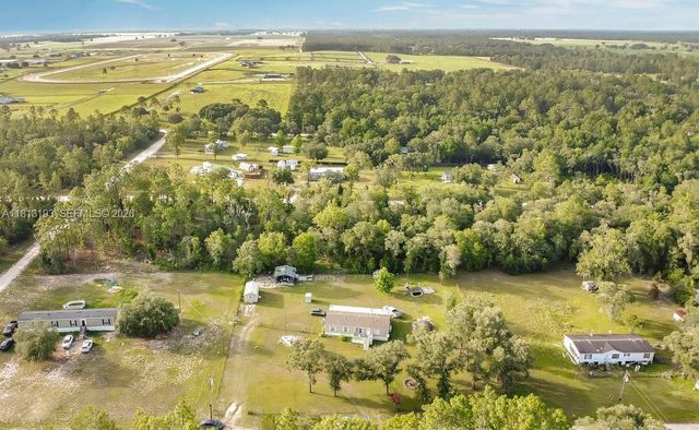 12531 NE 18 Street, Williston, FL 32696