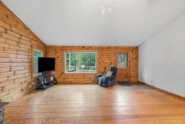 171 Crawley Falls Road, Brentwood, NH 03833