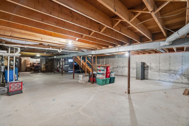 171 Crawley Falls Road, Brentwood, NH 03833