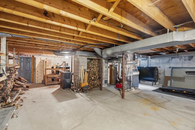 171 Crawley Falls Road, Brentwood, NH 03833