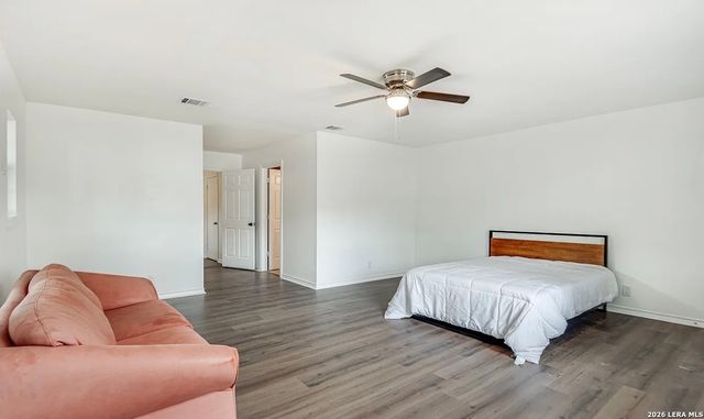 371 Gazel, San Antonio, TX 78213