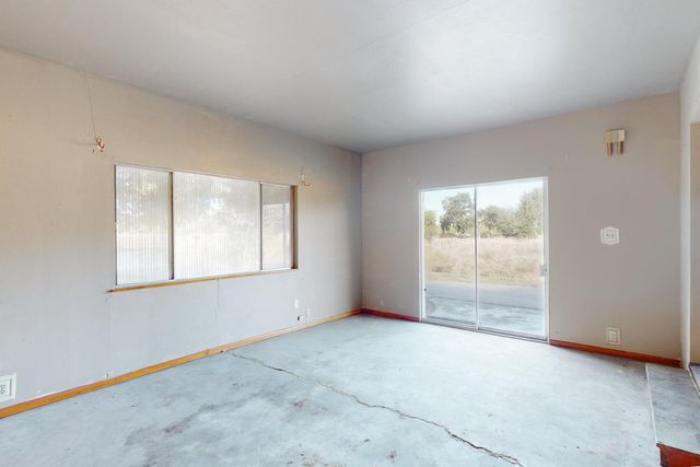 9375 Hedger Rd, Live Oak, CA 95953