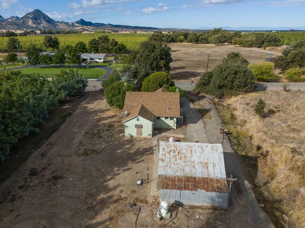 9375 Hedger Rd, Live Oak, CA 95953