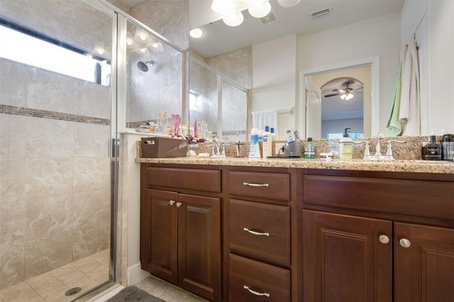 11020 TAHITI ISLE LANE, Tampa, FL 33647