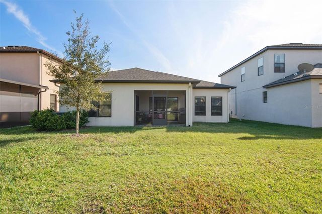 11020 TAHITI ISLE LANE, Tampa, FL 33647