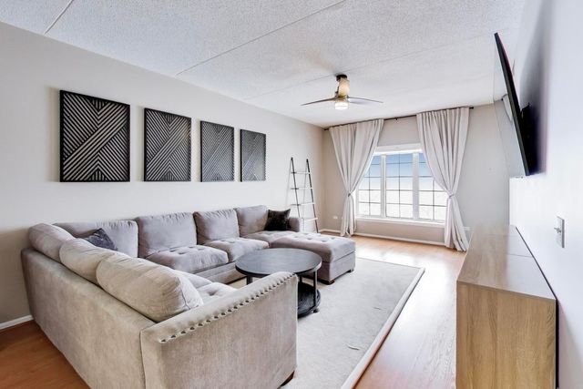 9670 Franklin Avenue 505, Franklin Park, IL 60131