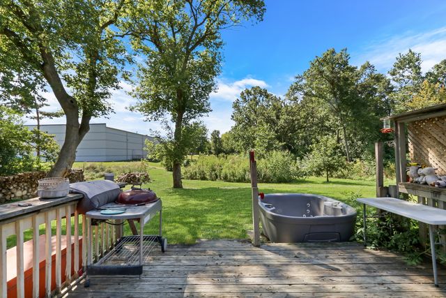 3947 Blackstone Avenue, Gurnee, IL 60031