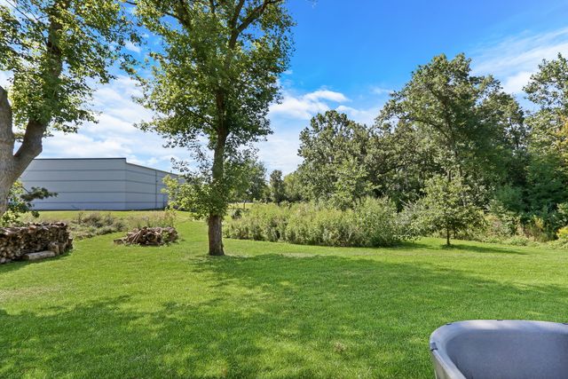 3947 Blackstone Avenue, Gurnee, IL 60031