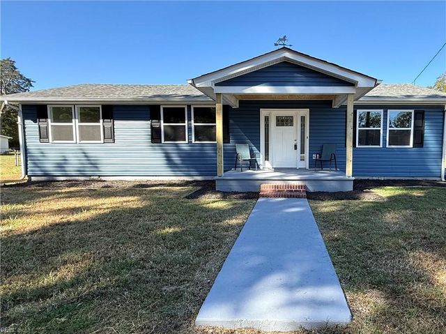 9354 Orchard Garden LN, Smithfield, VA 23430