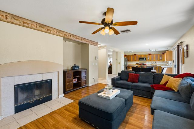 2047 Sandpebble St, Stockton, CA 95206