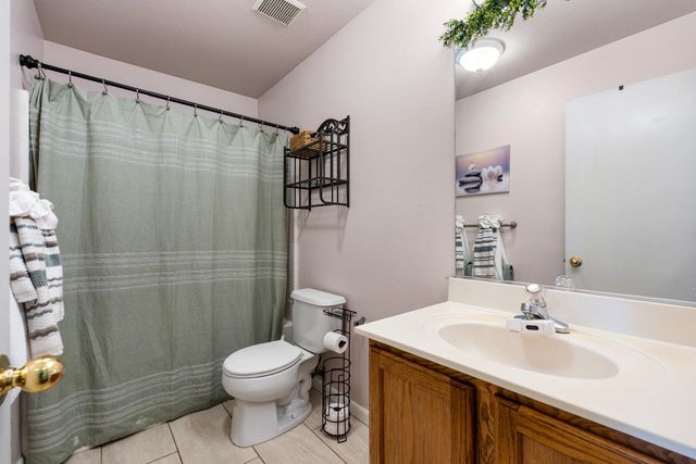 2047 Sandpebble St, Stockton, CA 95206