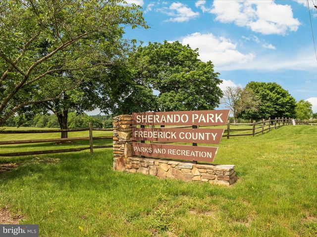 208 SPANISH OAK RD, Stephens City, VA 22655