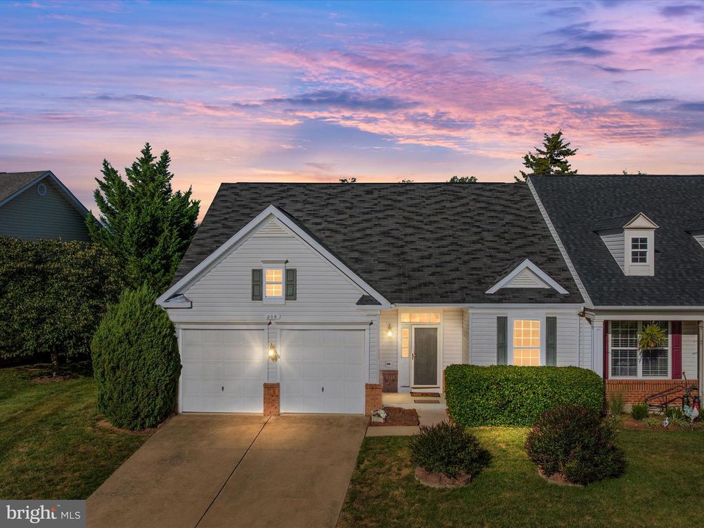 208 SPANISH OAK RD, Stephens City, VA 22655