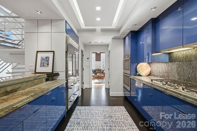 1124 Dilworth Crescent Row, Charlotte, NC 28203