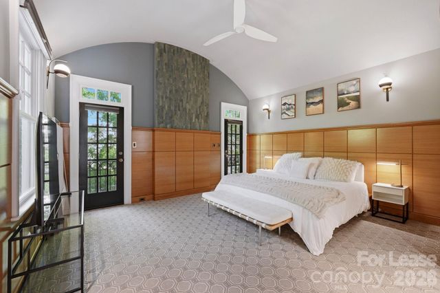 1124 Dilworth Crescent Row, Charlotte, NC 28203